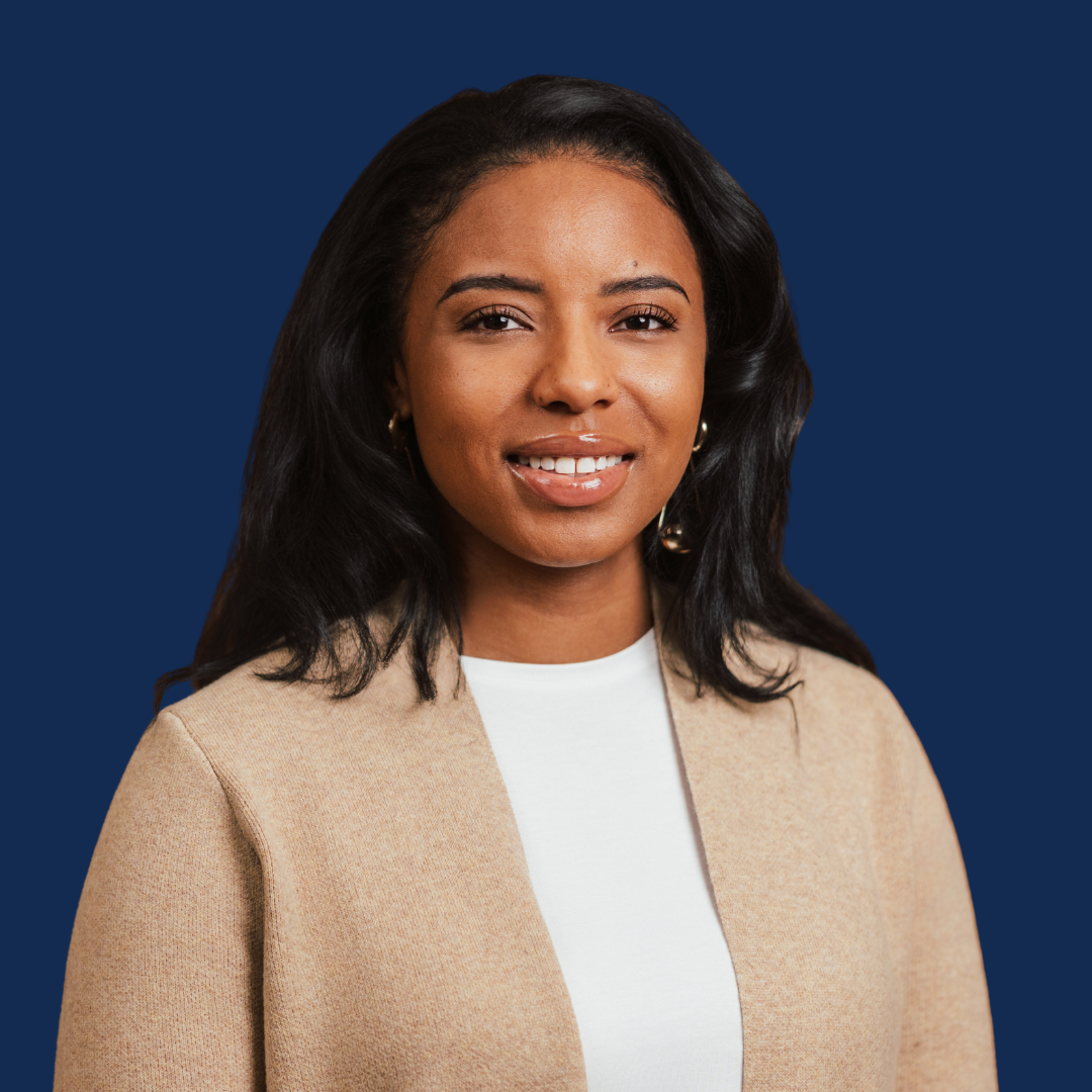 Aysha Davis Headshot