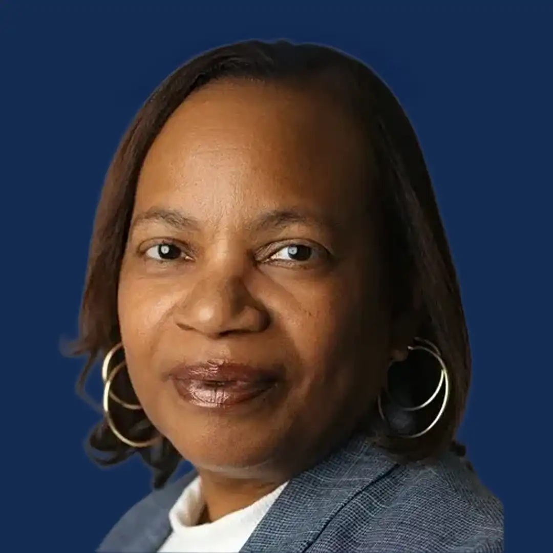 Tina Smith - Headshot 2025