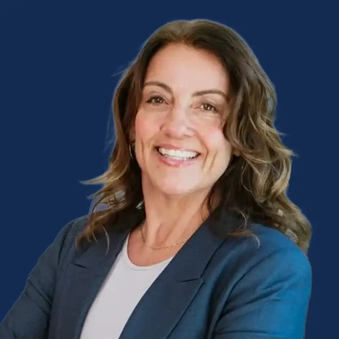 Tracey Mills Headshot